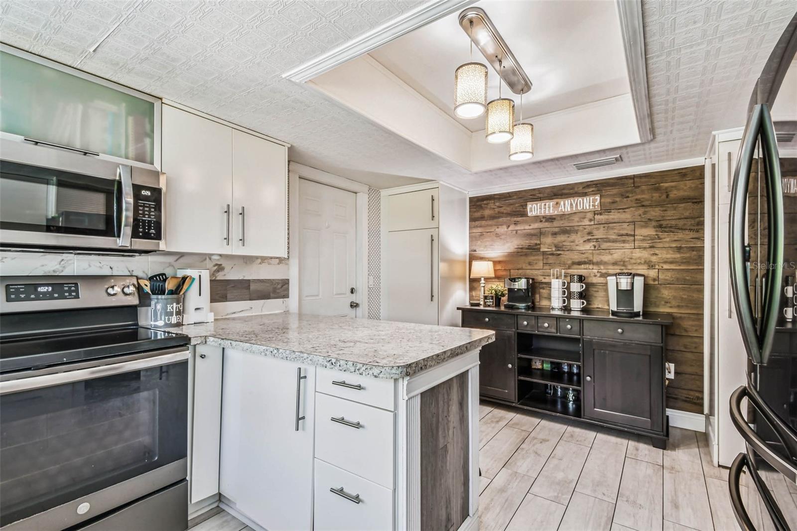 Image 14 of 40 For 2214 Kingswood Lane