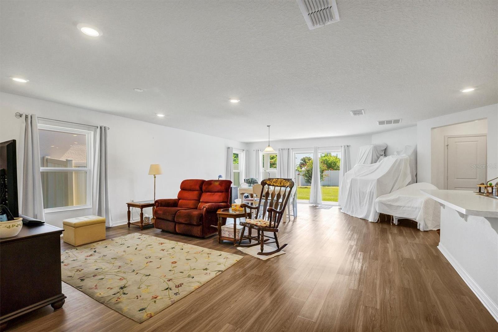 Image 17 of 41 For 399 Sunfish Drive