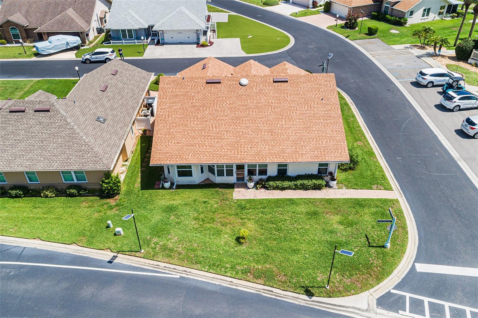Image 39 of 68 For 543 Clubhill Dr