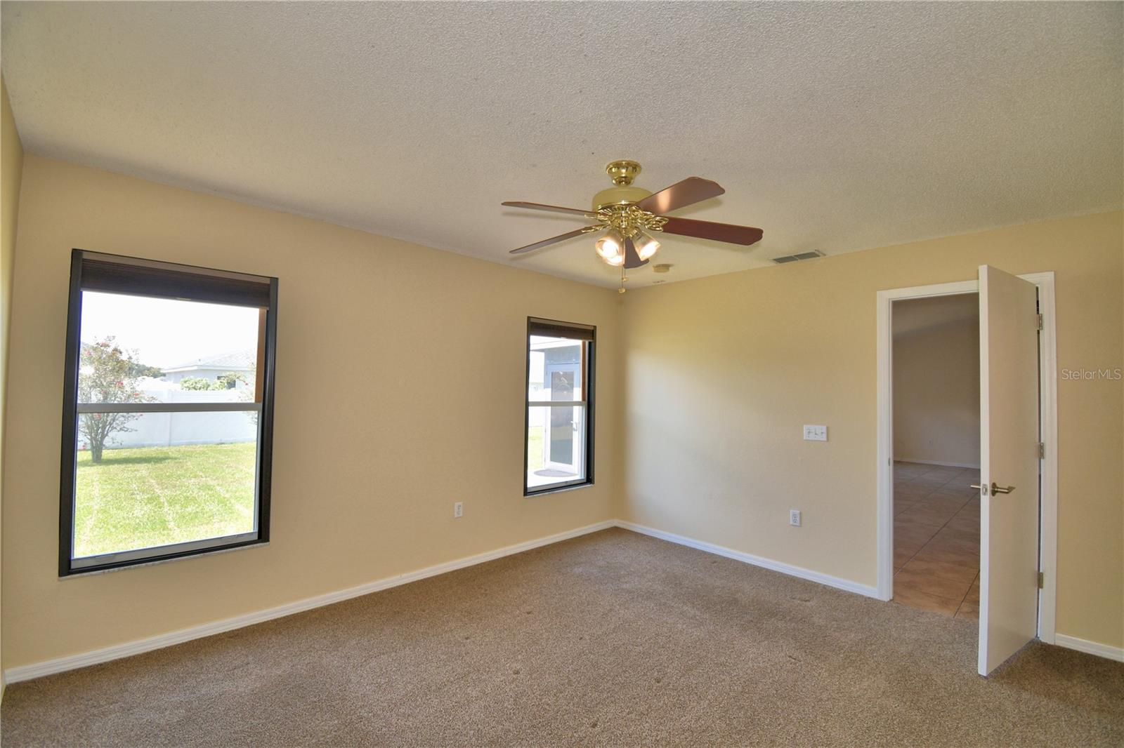 Image 23 of 63 For 676 Berkley Pointe Drive