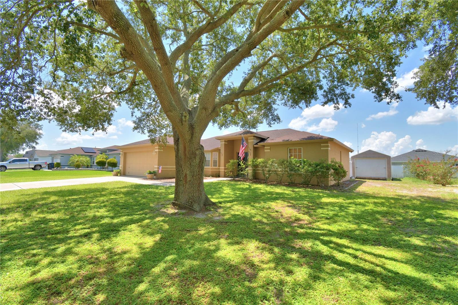 Image 3 of 63 For 676 Berkley Pointe Drive