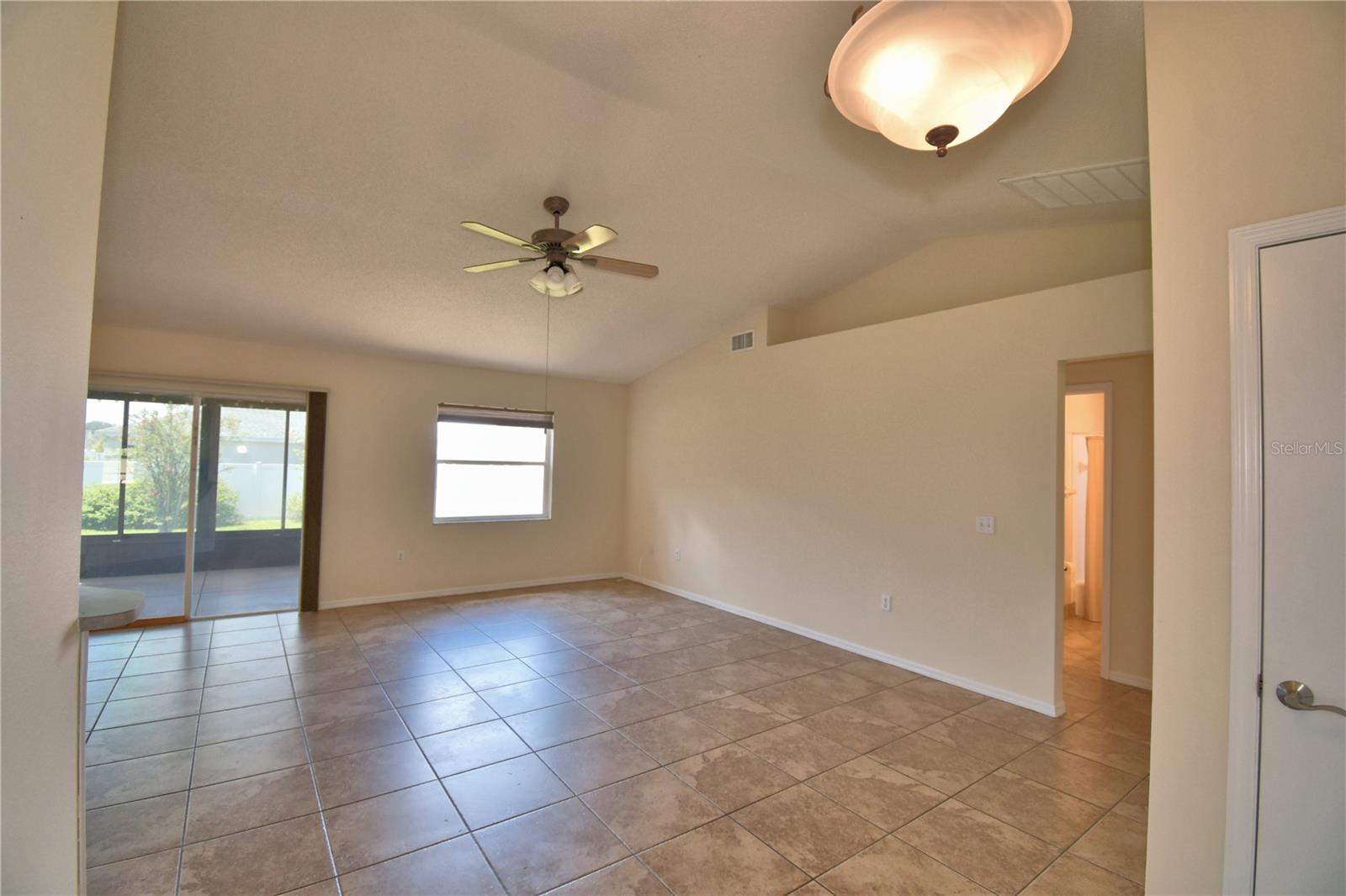 Image 42 of 63 For 676 Berkley Pointe Drive