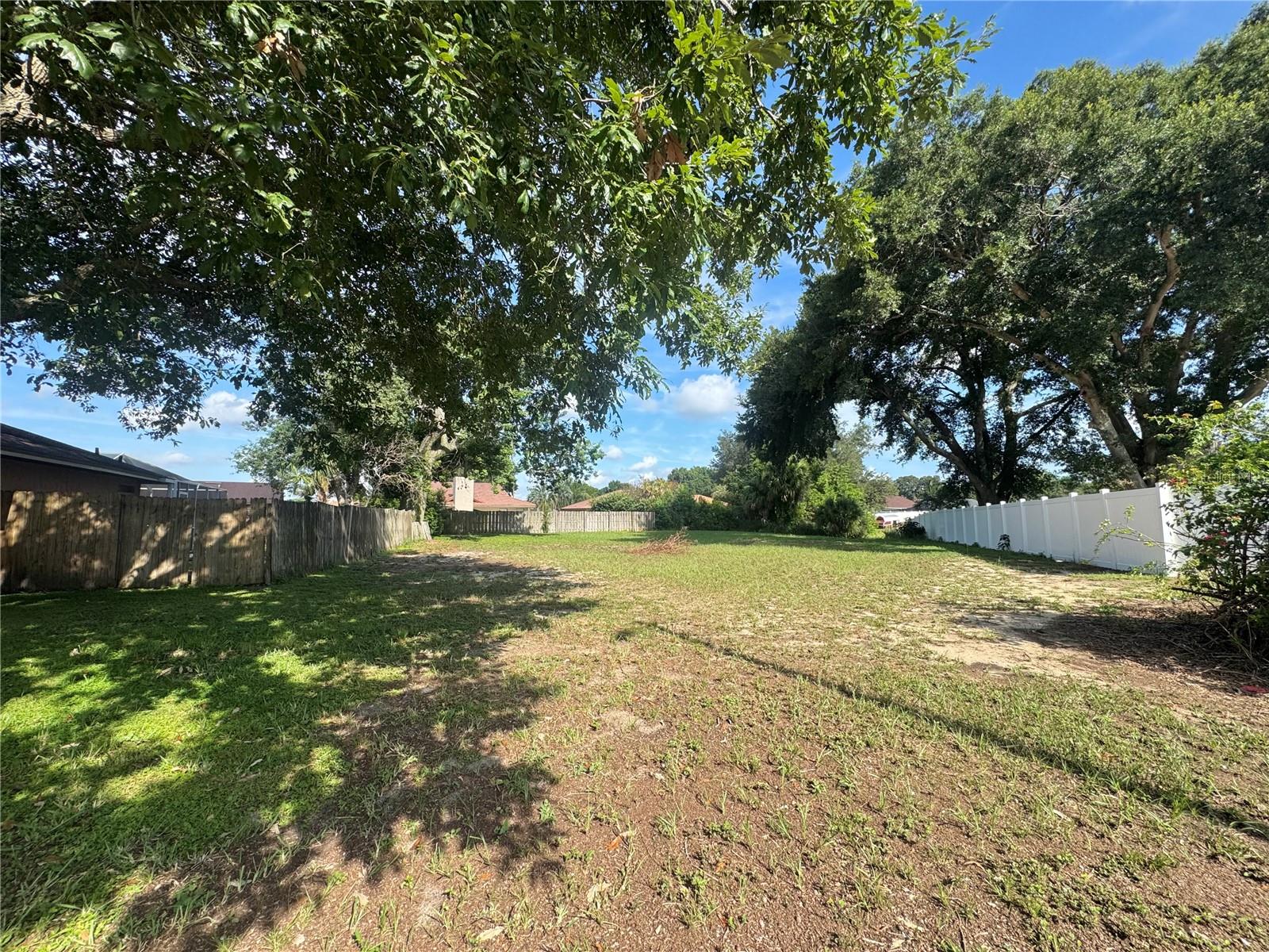 Image 5 of 15 For  Vail Drive 
