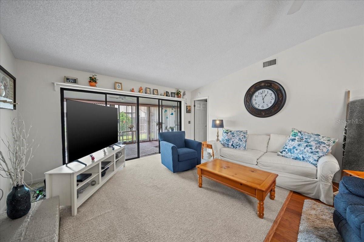 Image 15 of 71 For 4007 Cypress Landing S