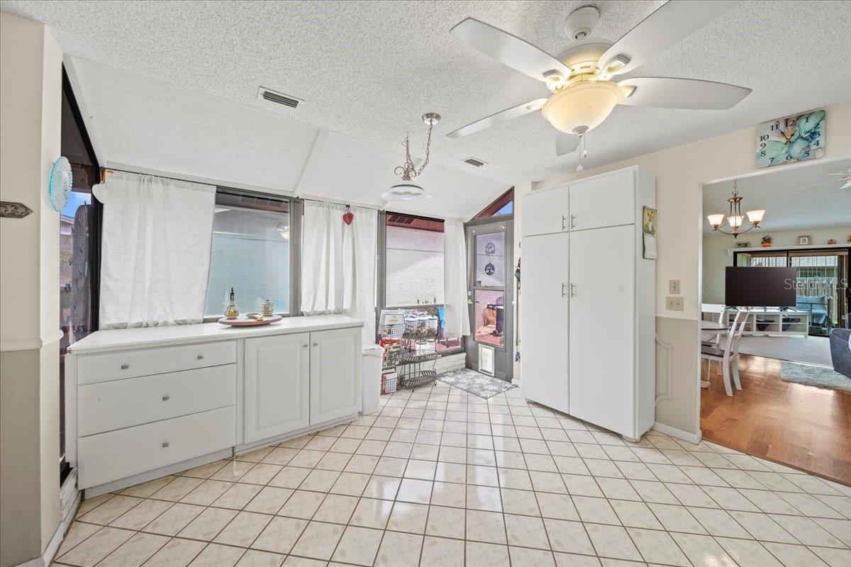 Image 21 of 71 For 4007 Cypress Landing S