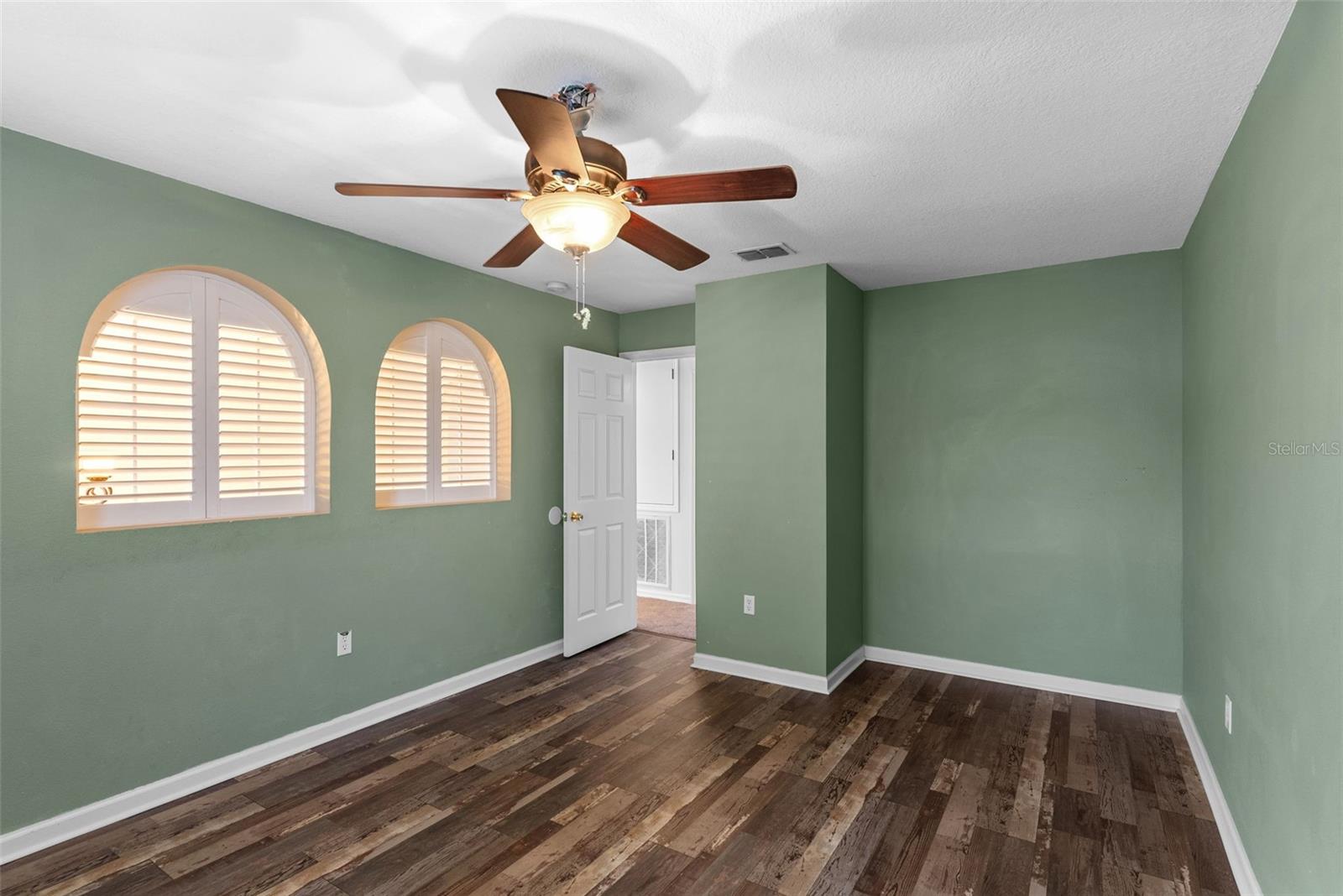 Image 11 of 35 For 314 Pine Shadow Lane