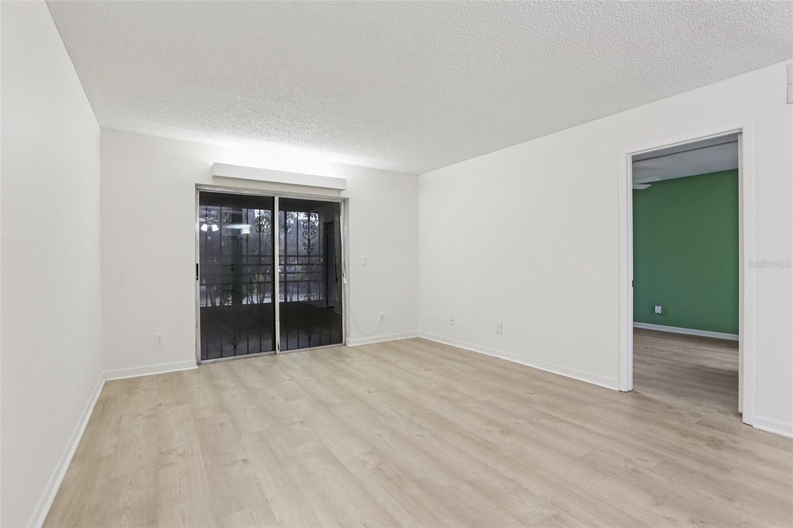 Image 11 of 30 For 837 Orchid Springs Drive 837