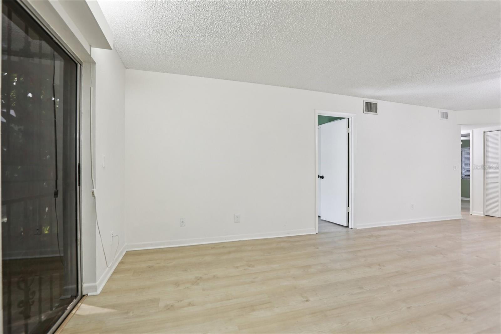Image 14 of 30 For 837 Orchid Springs Drive 837
