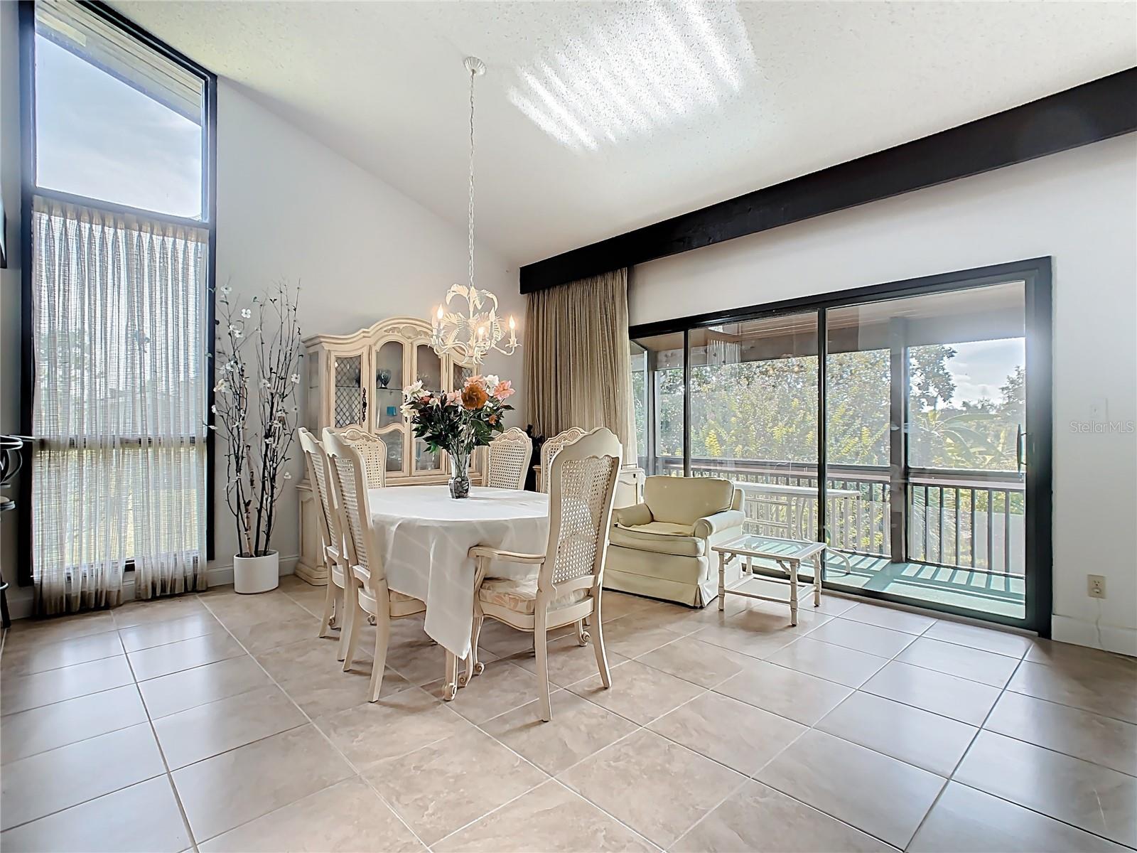 Image 16 of 58 For 108 Canterbury Drive