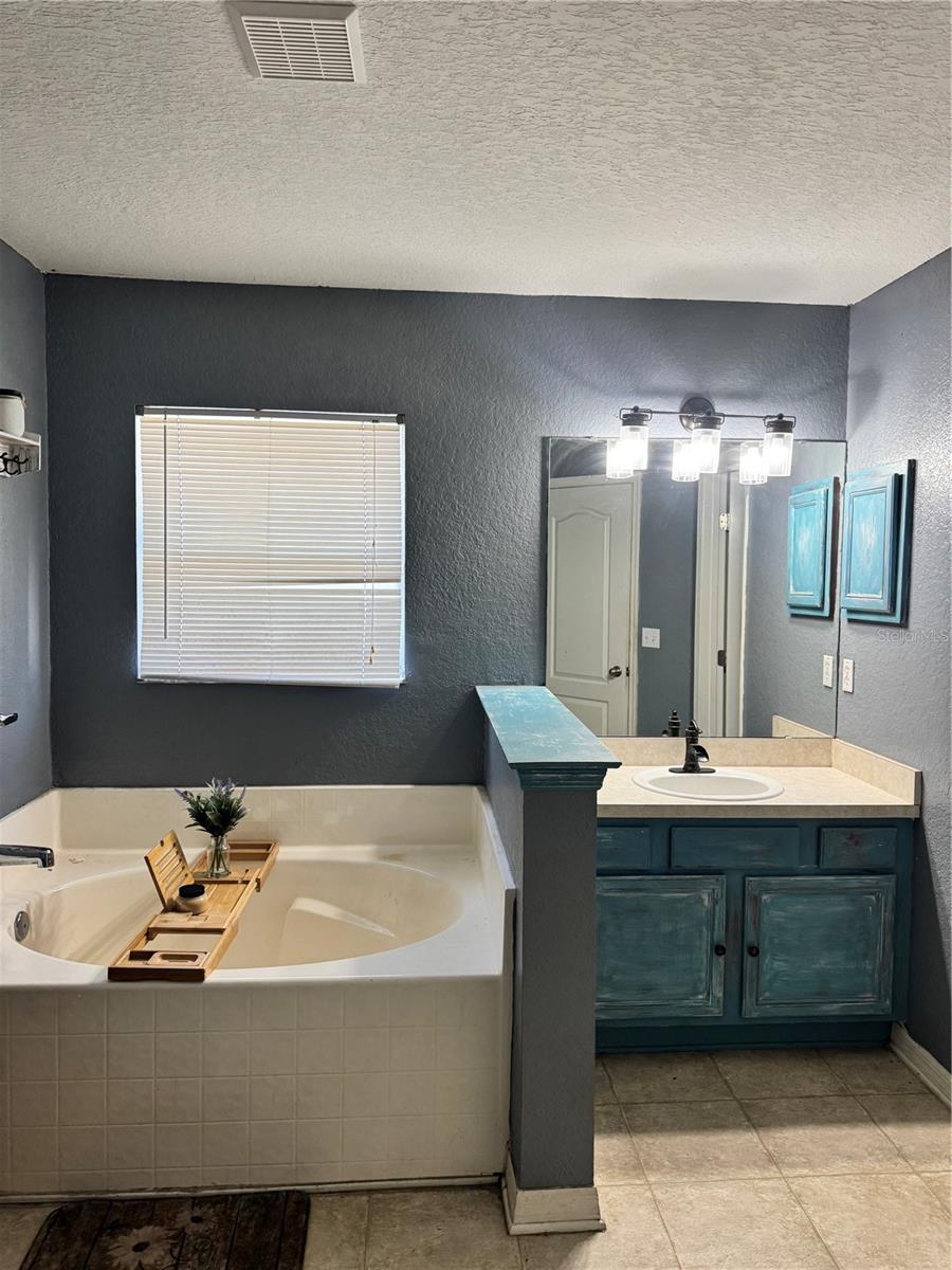 Image 15 of 27 For 3030 Fort Socrum Village Boulevard