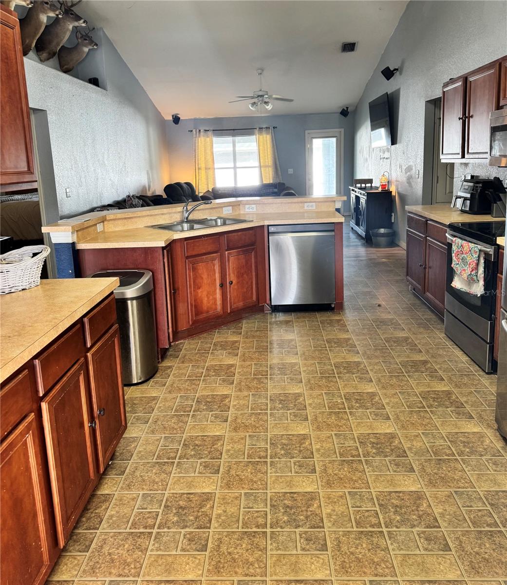 Image 9 of 27 For 3030 Fort Socrum Village Boulevard