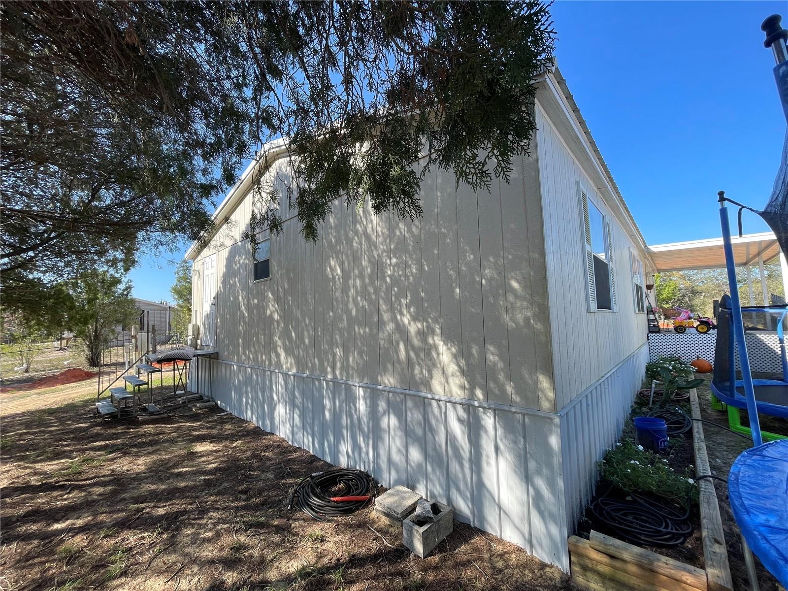 Image 4 of 19 For 3819 Rolling Hills Court W