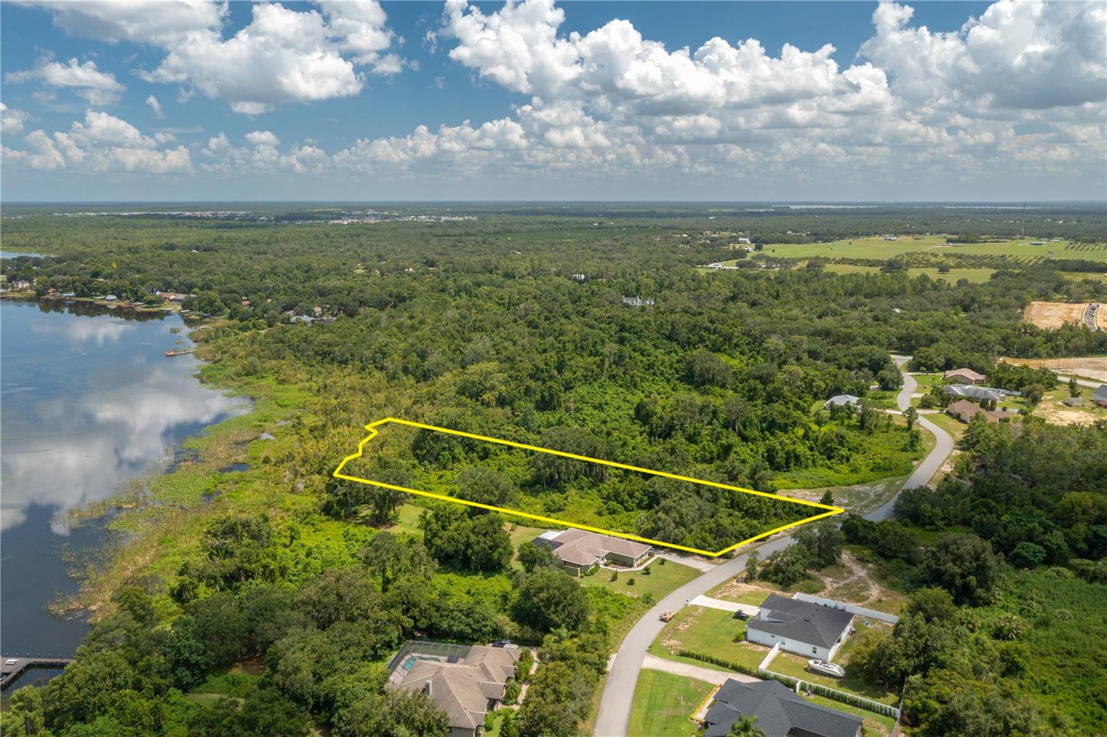 Image 9 of 12 For 9041 & 9049 Bay Drive