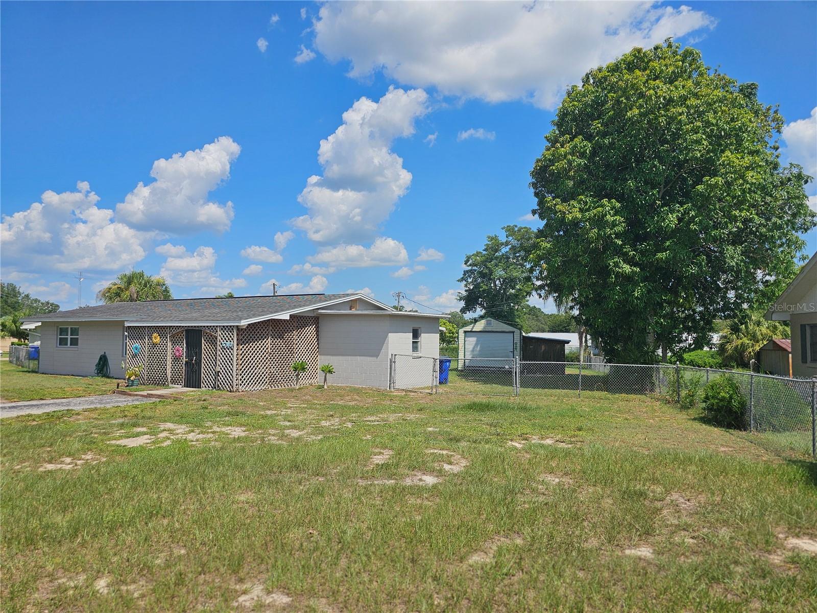 Image 6 of 36 For 530 Lakeview Road
