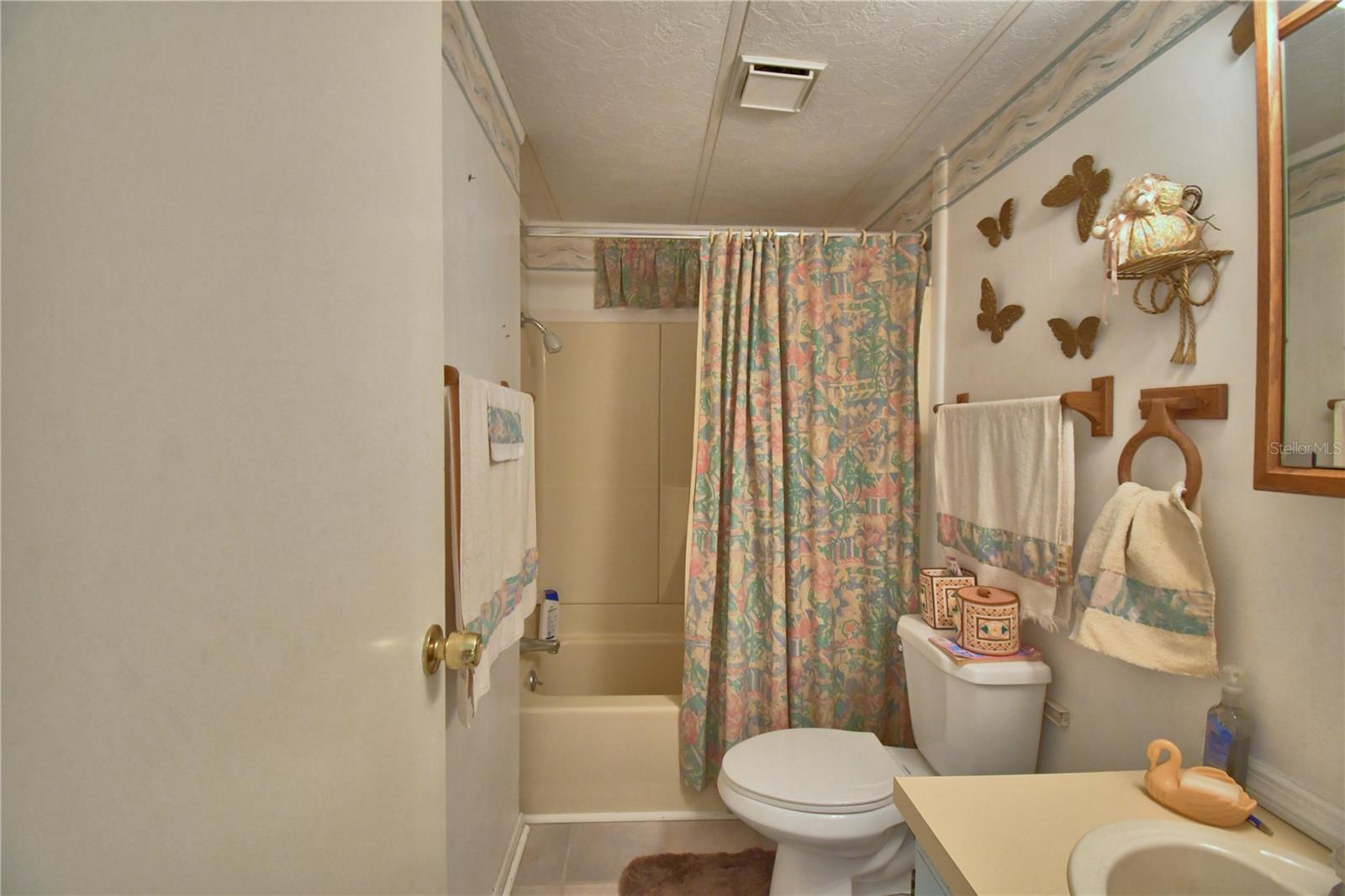 Image 30 of 61 For 6411 Oak Grove Drive Se
