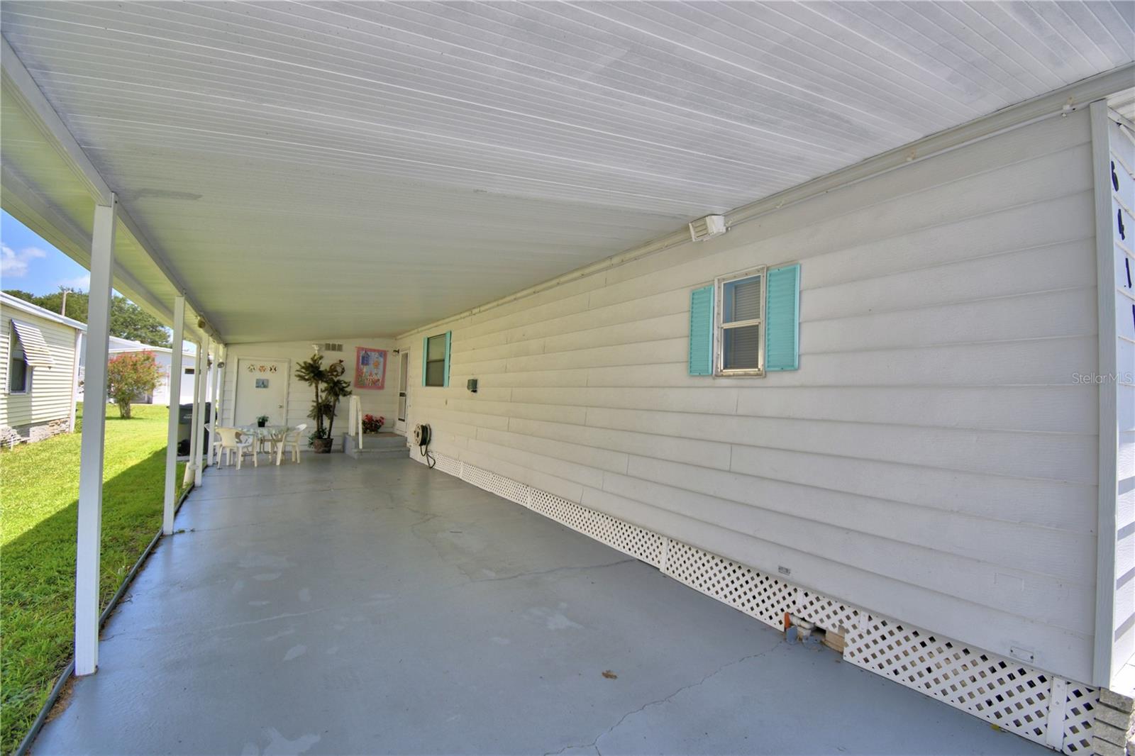 Image 5 of 19 For 6411 Oak Grove Drive Se