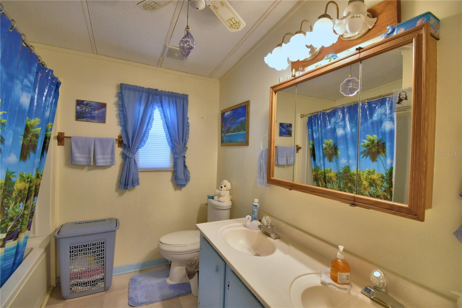 Image 55 of 61 For 6411 Oak Grove Drive Se