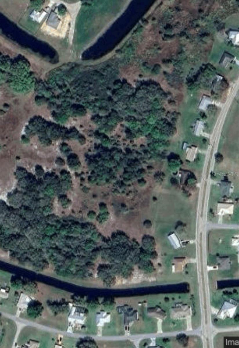 Image 3 of 4 For 500 Foxhall Circle