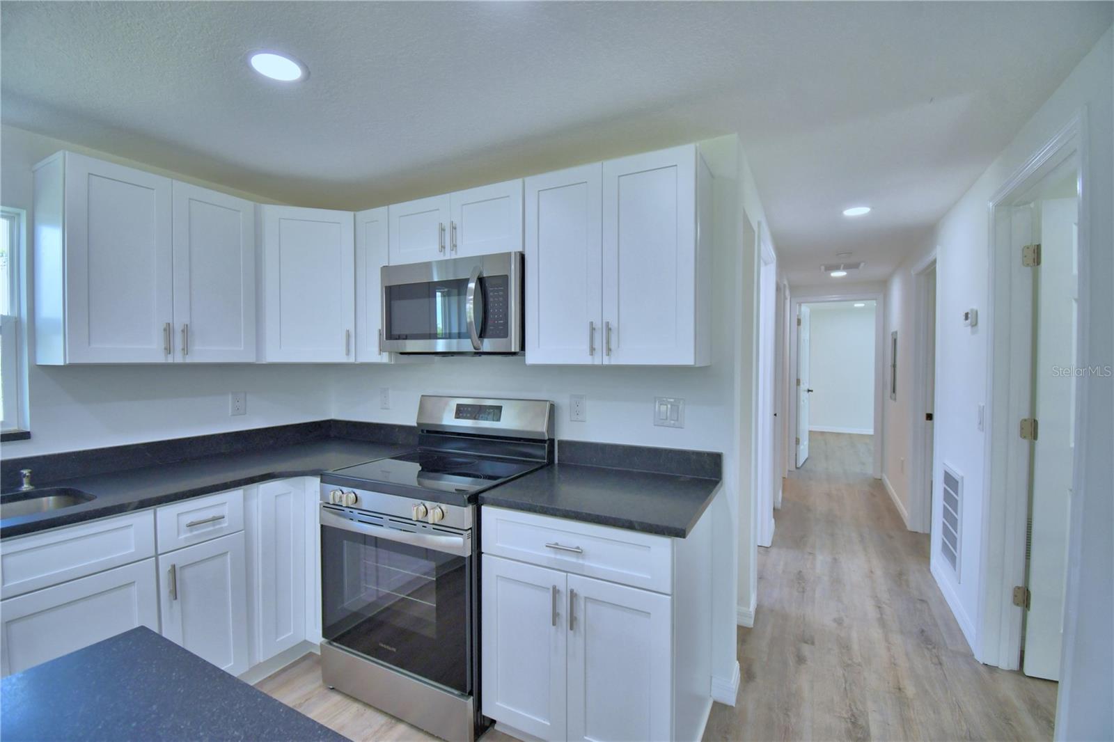 Image 11 of 66 For 5980 Oakdale Road