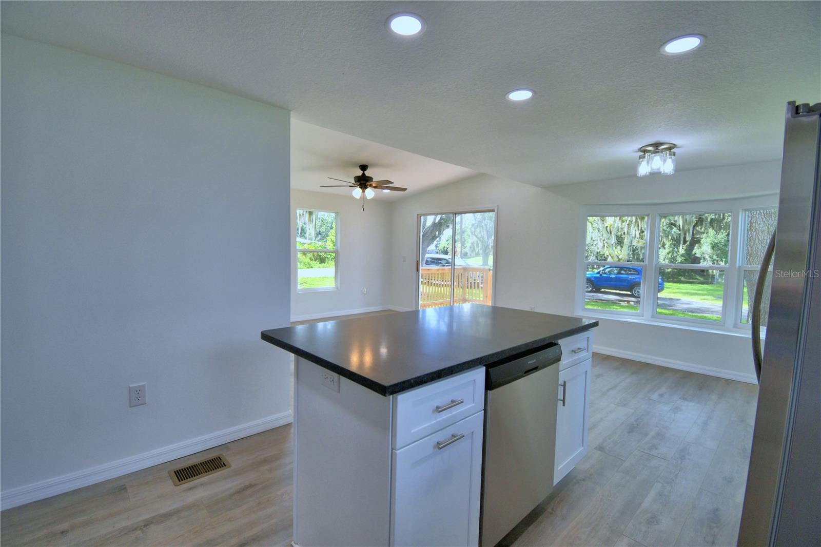 Image 13 of 66 For 5980 Oakdale Road