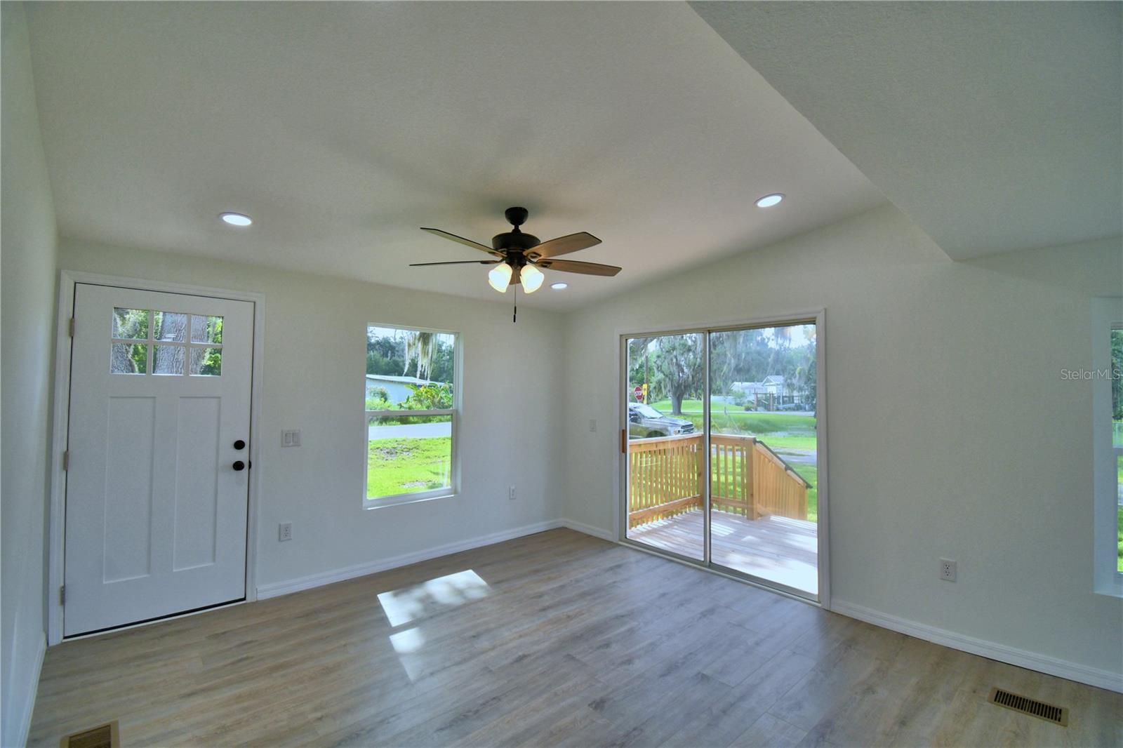 Image 2 of 66 For 5980 Oakdale Road
