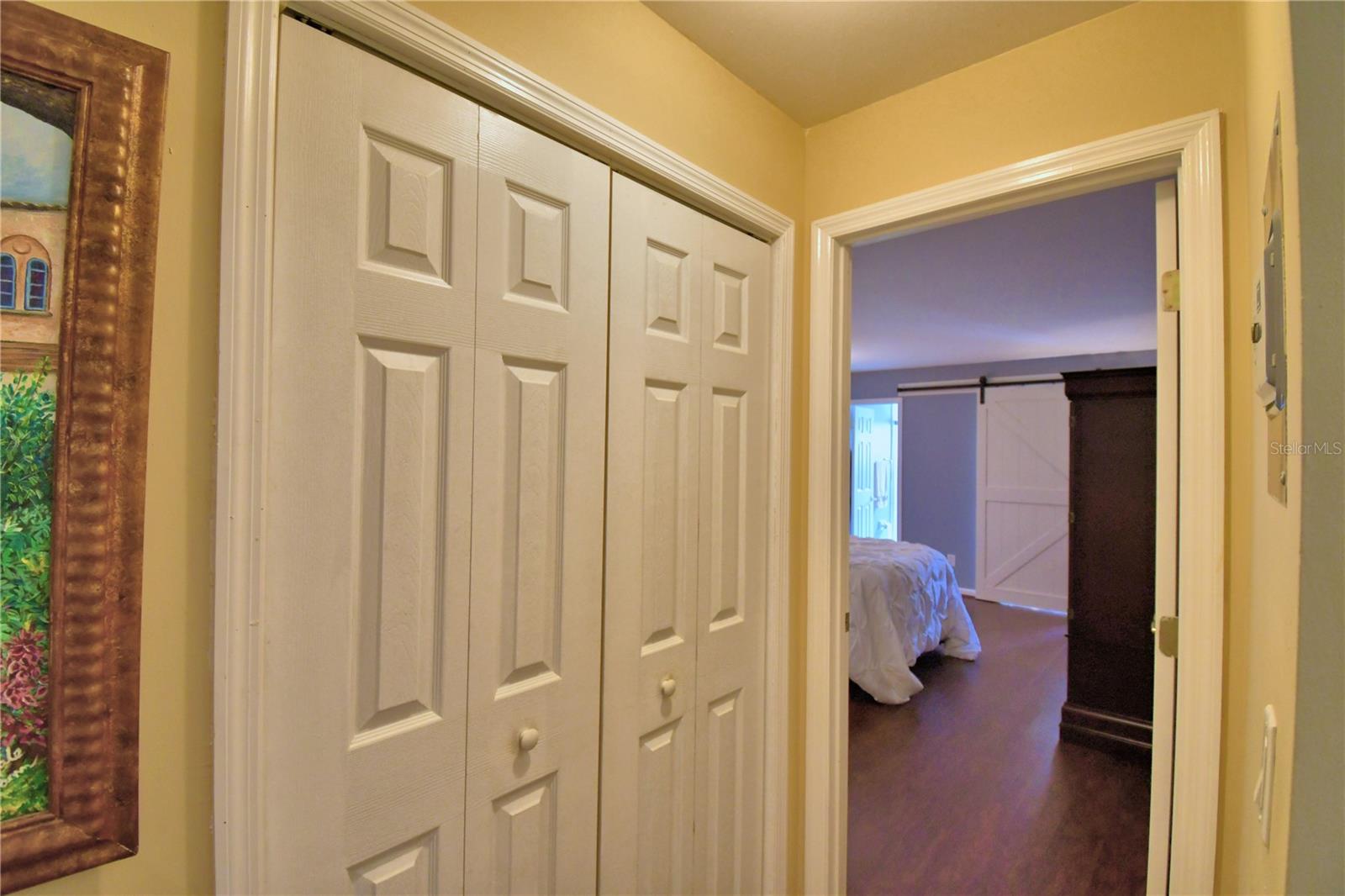 Image 13 of 61 For 200 El Camino Drive 208