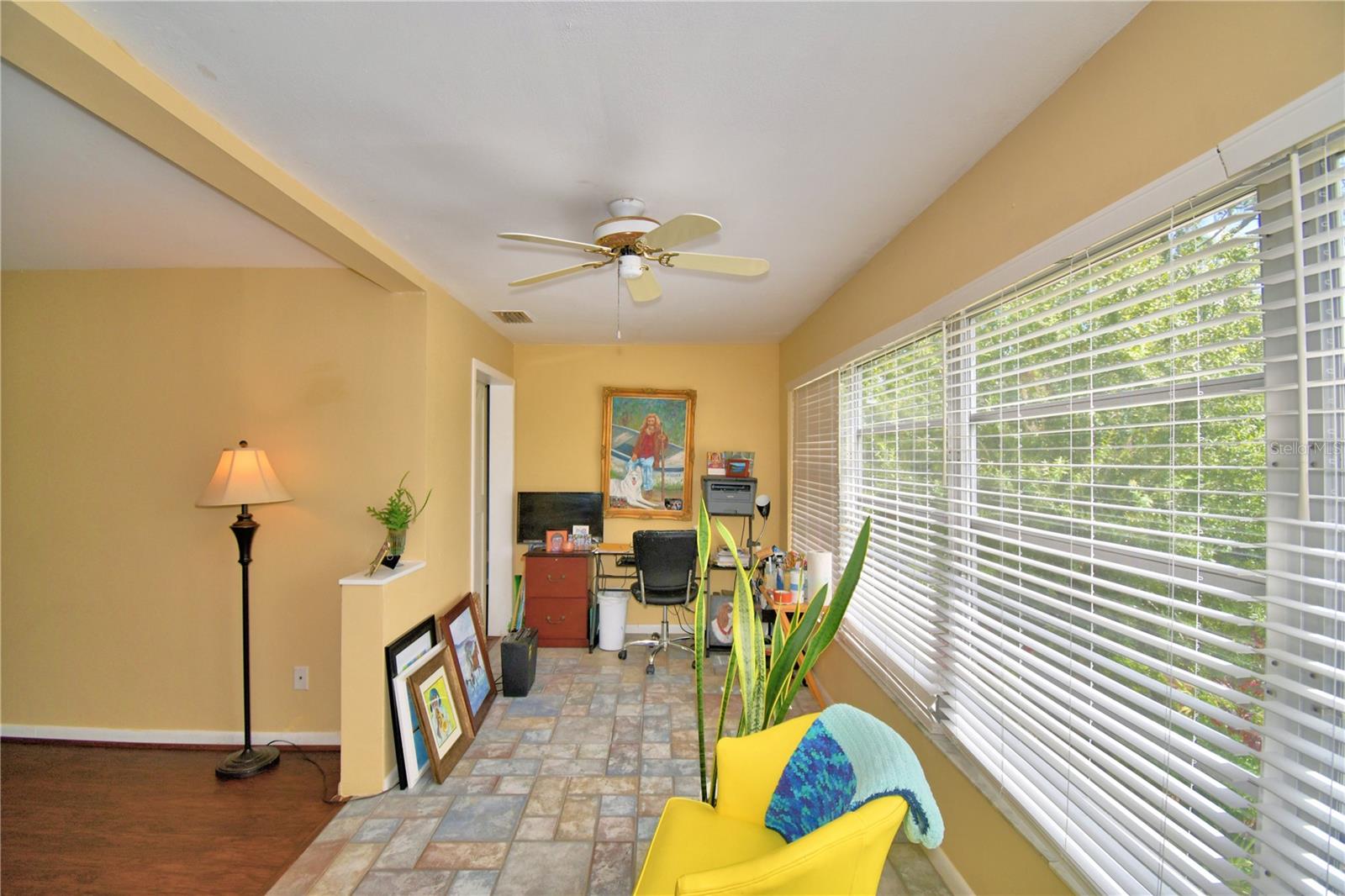 Image 34 of 61 For 200 El Camino Drive 208