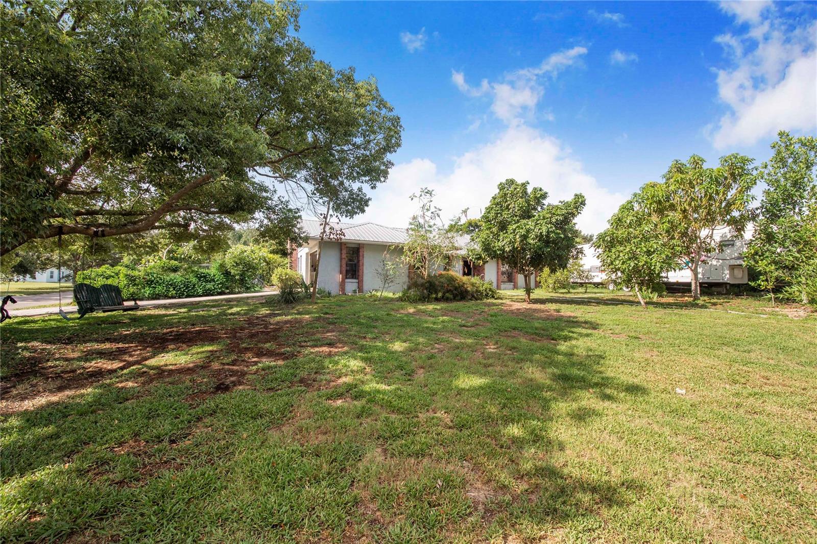 Image 2 of 38 For 695 Todhunter Way