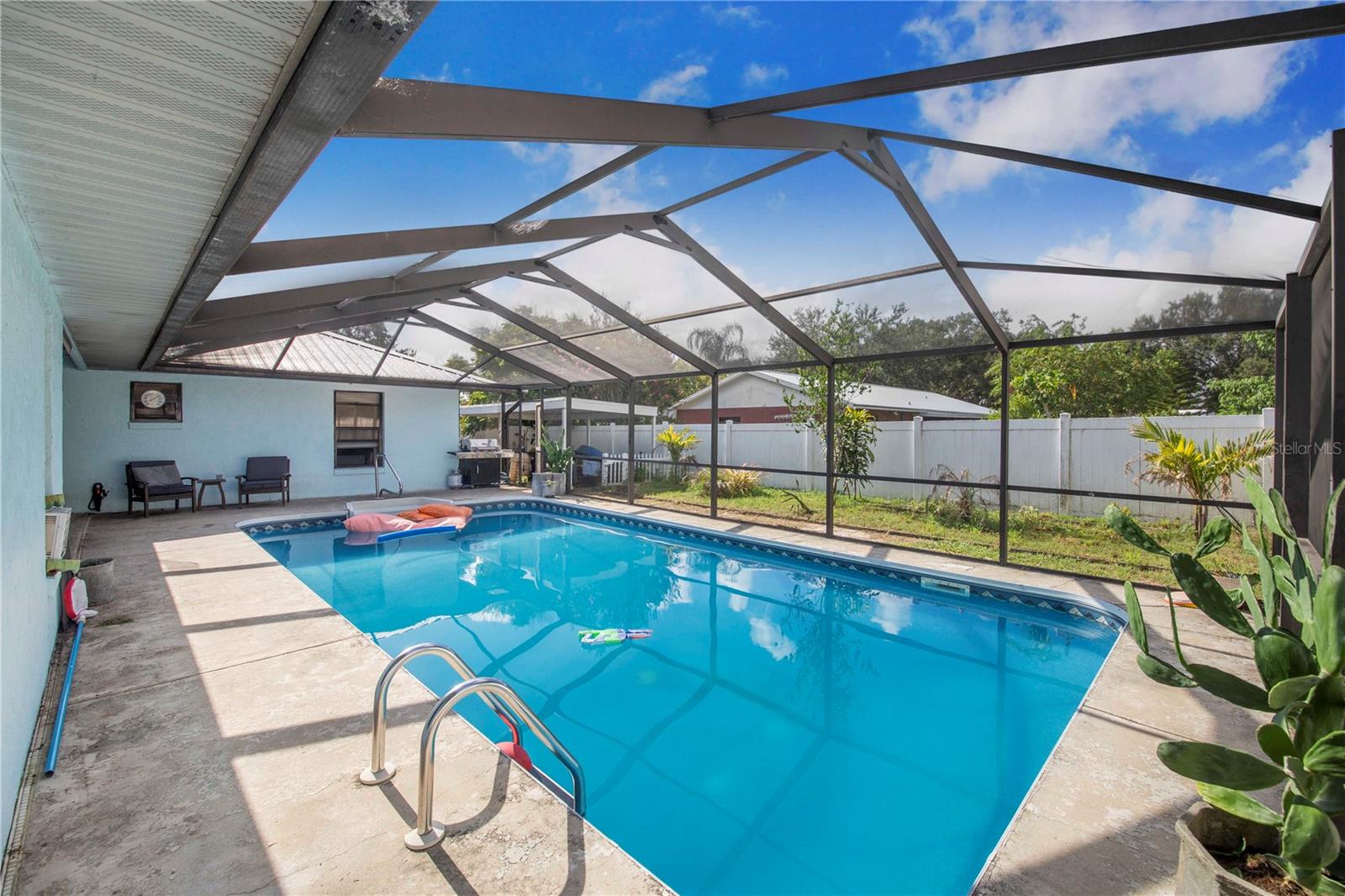 Image 30 of 38 For 695 Todhunter Way