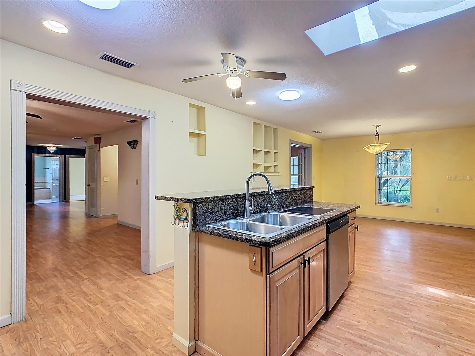 Image 18 of 75 For 4318 Thomas Wood Lane E