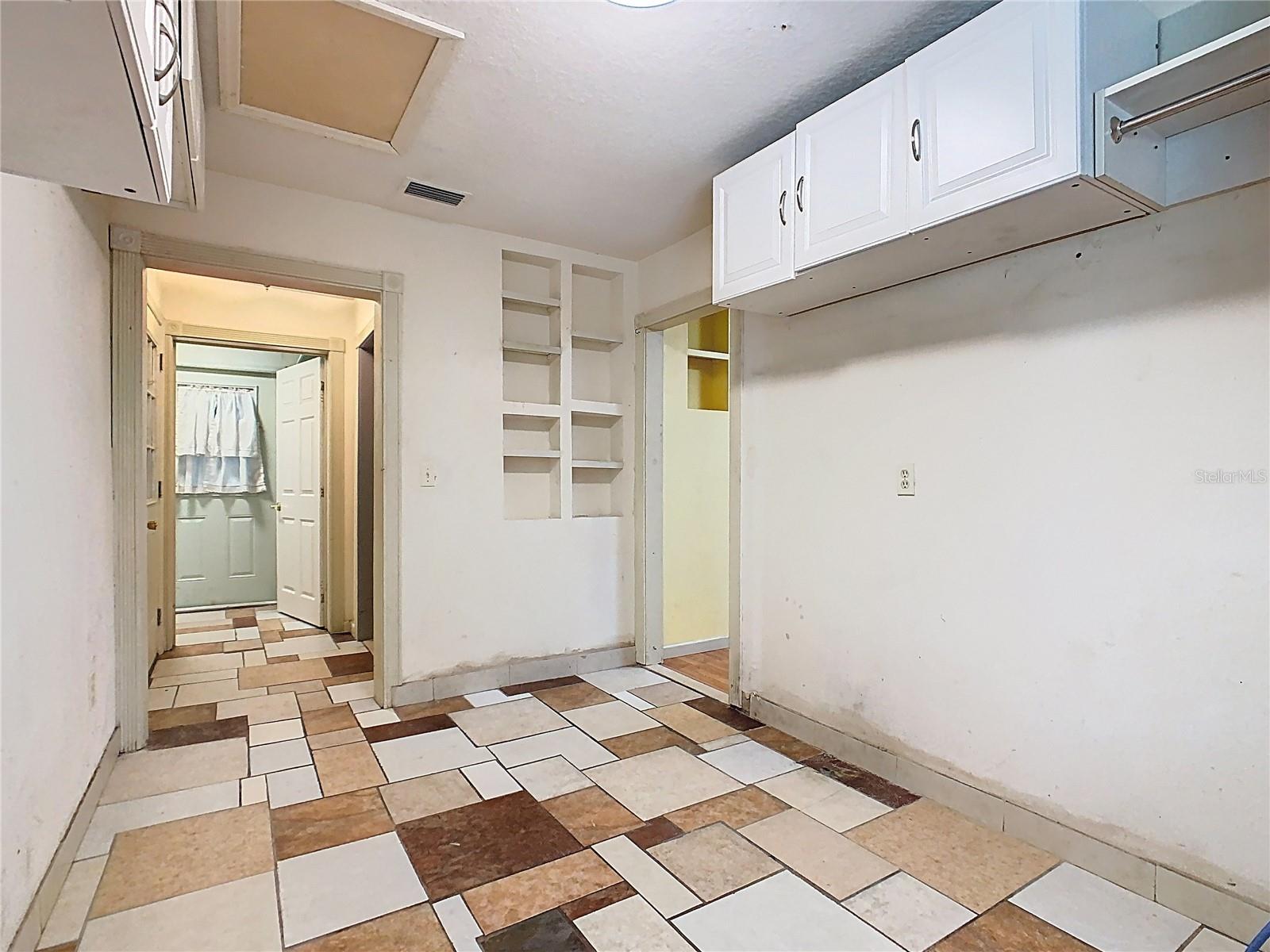 Image 21 of 75 For 4318 Thomas Wood Lane E