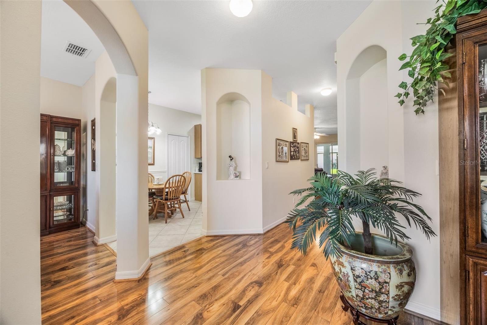 Image 7 of 57 For 3614 Plymouth Drive