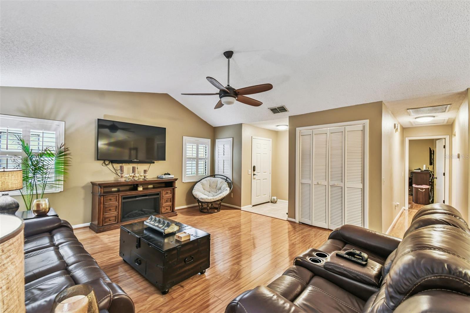 Image 12 of 39 For 2817 Wingfoot Court