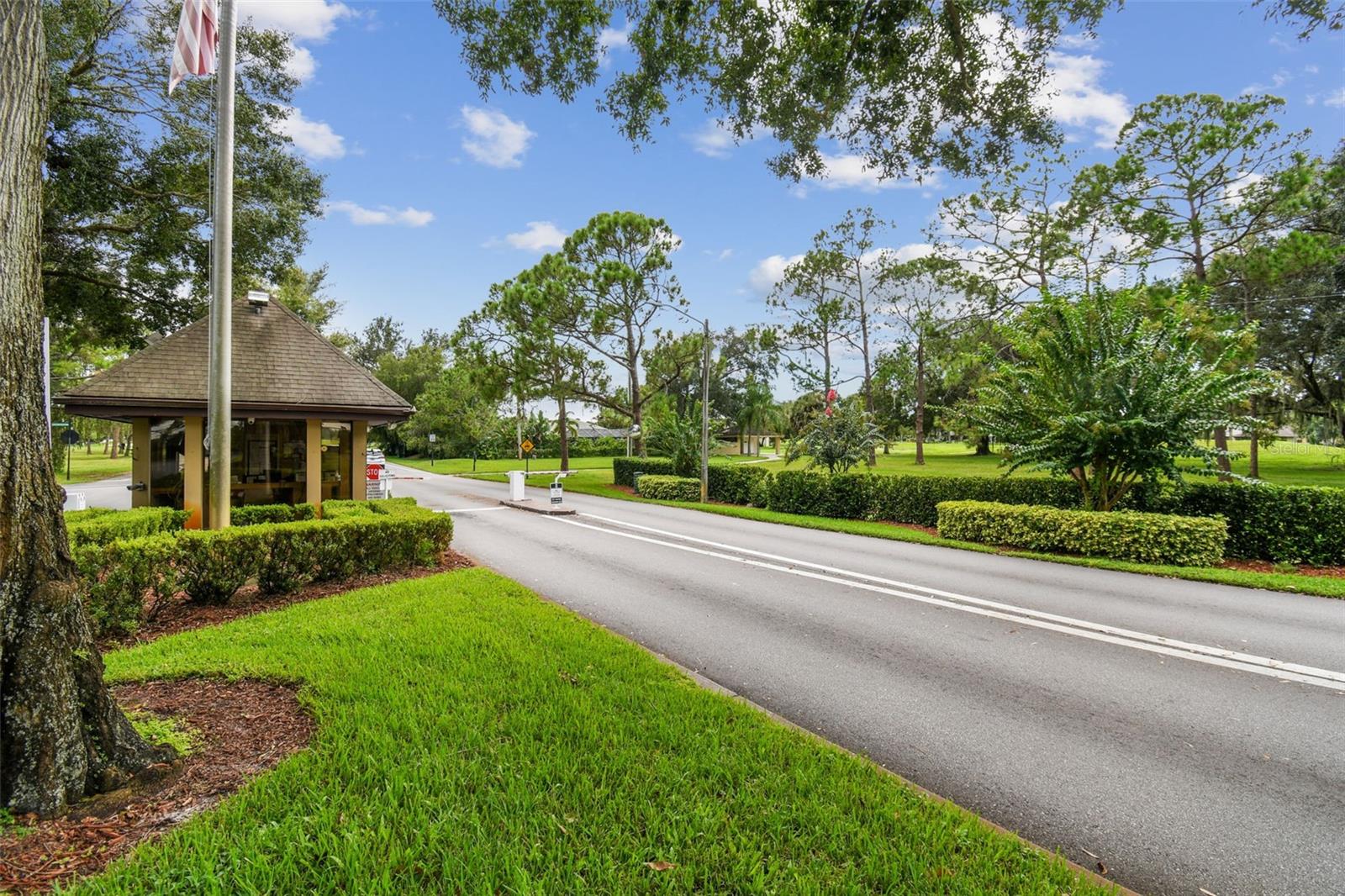 Image 32 of 39 For 2817 Wingfoot Court