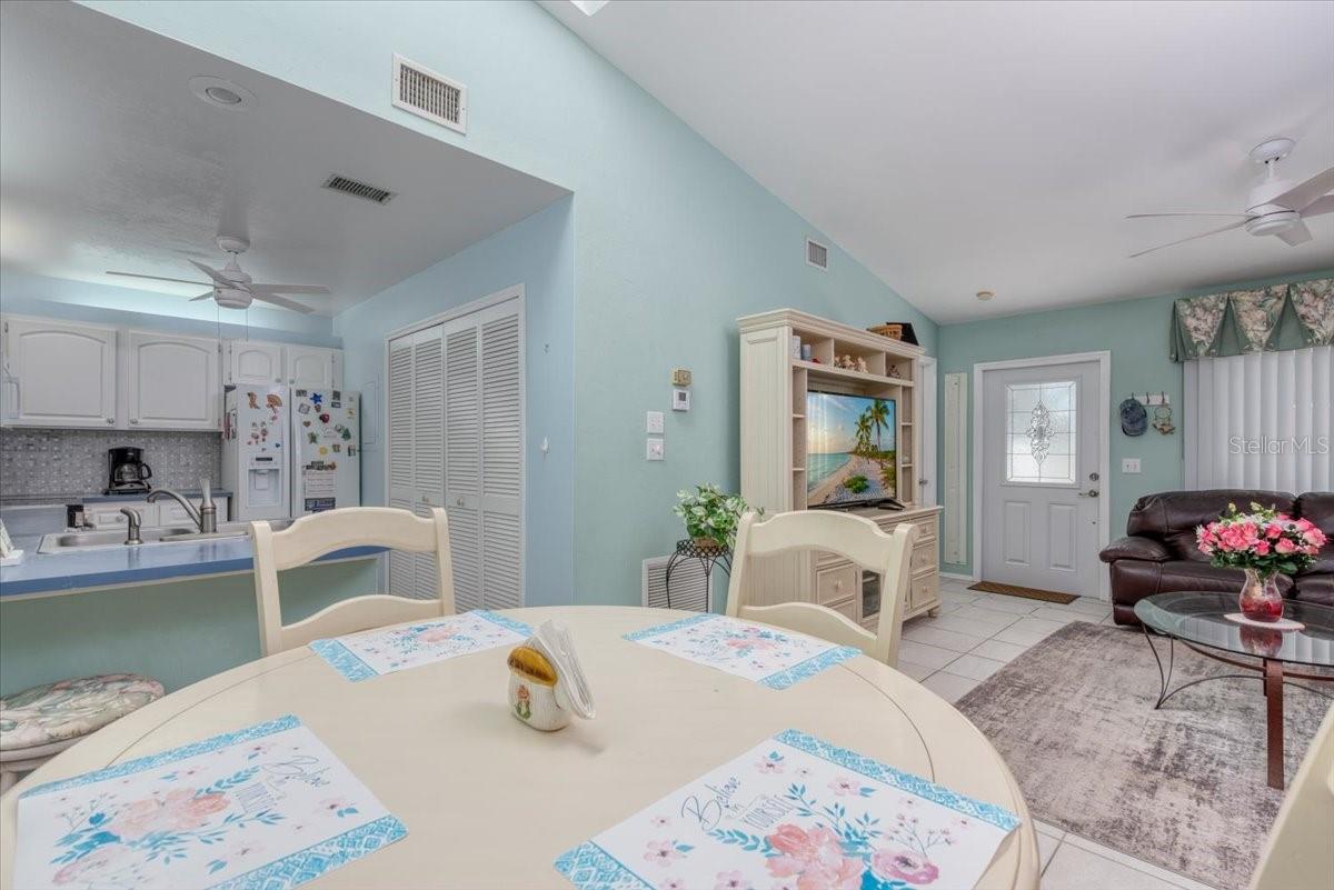 Image 10 of 37 For 3300 Loveland Boulevard 2703