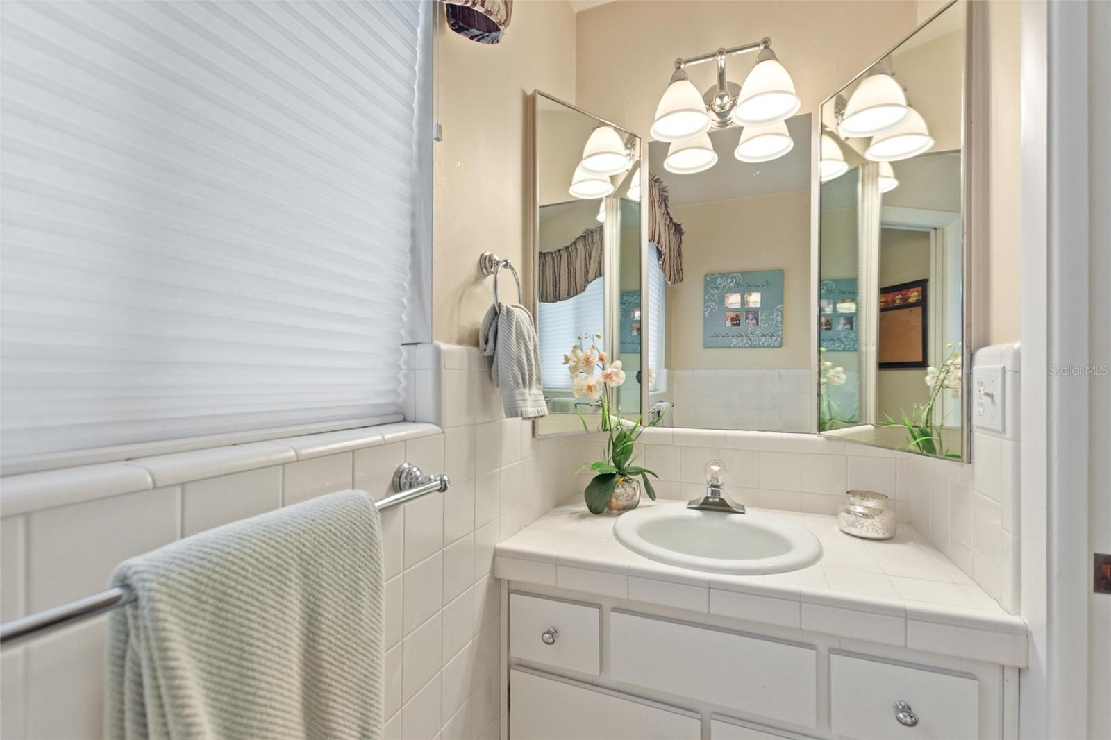 Image 51 of 69 For 1360 Mirror Terrace Nw
