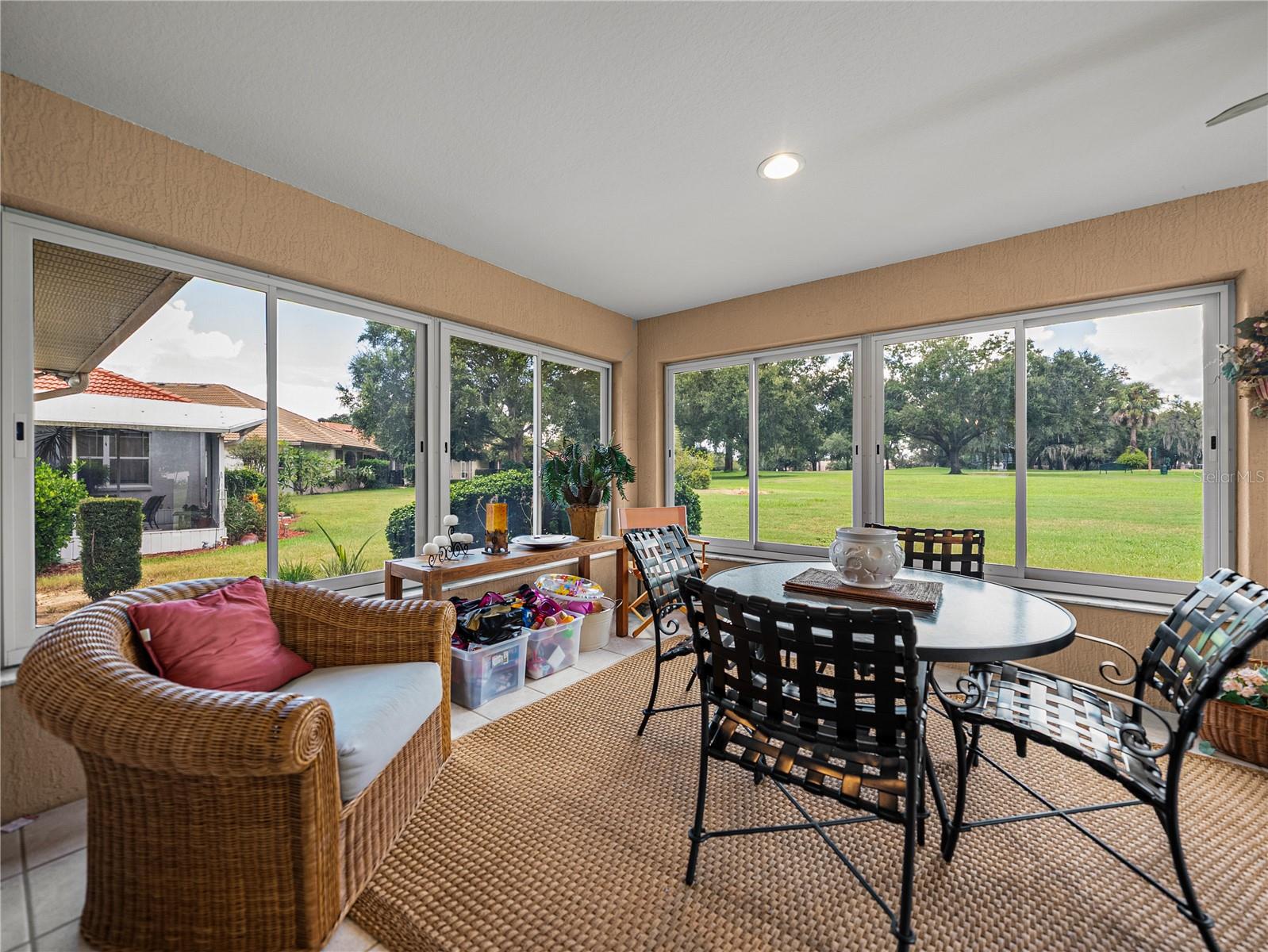 Image 15 of 51 For 221 Golf Aire Boulevard