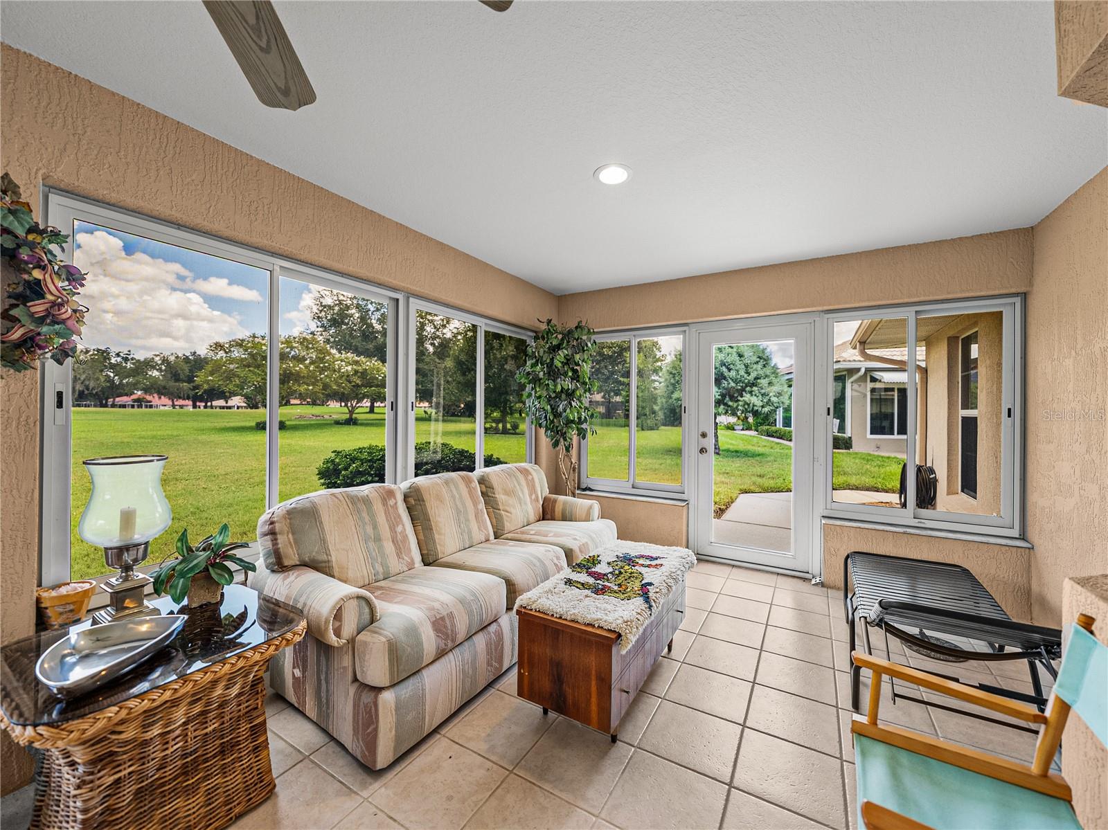 Image 16 of 51 For 221 Golf Aire Boulevard