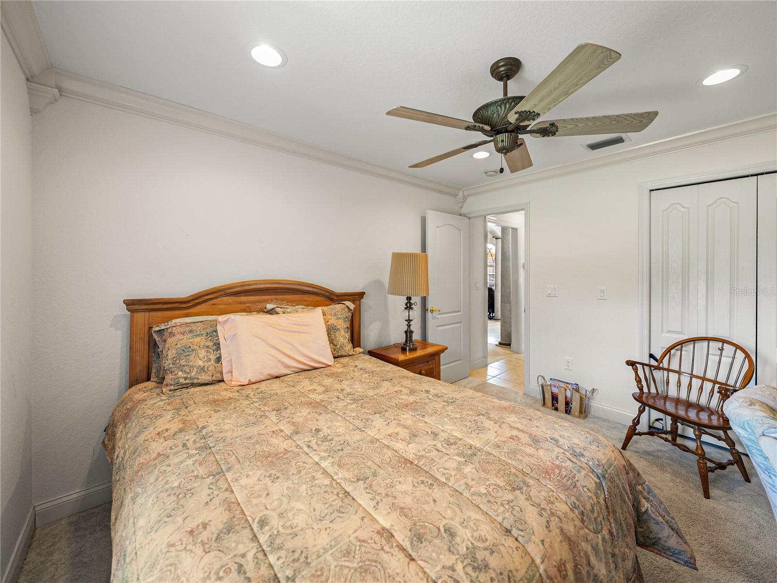 Image 17 of 51 For 221 Golf Aire Boulevard