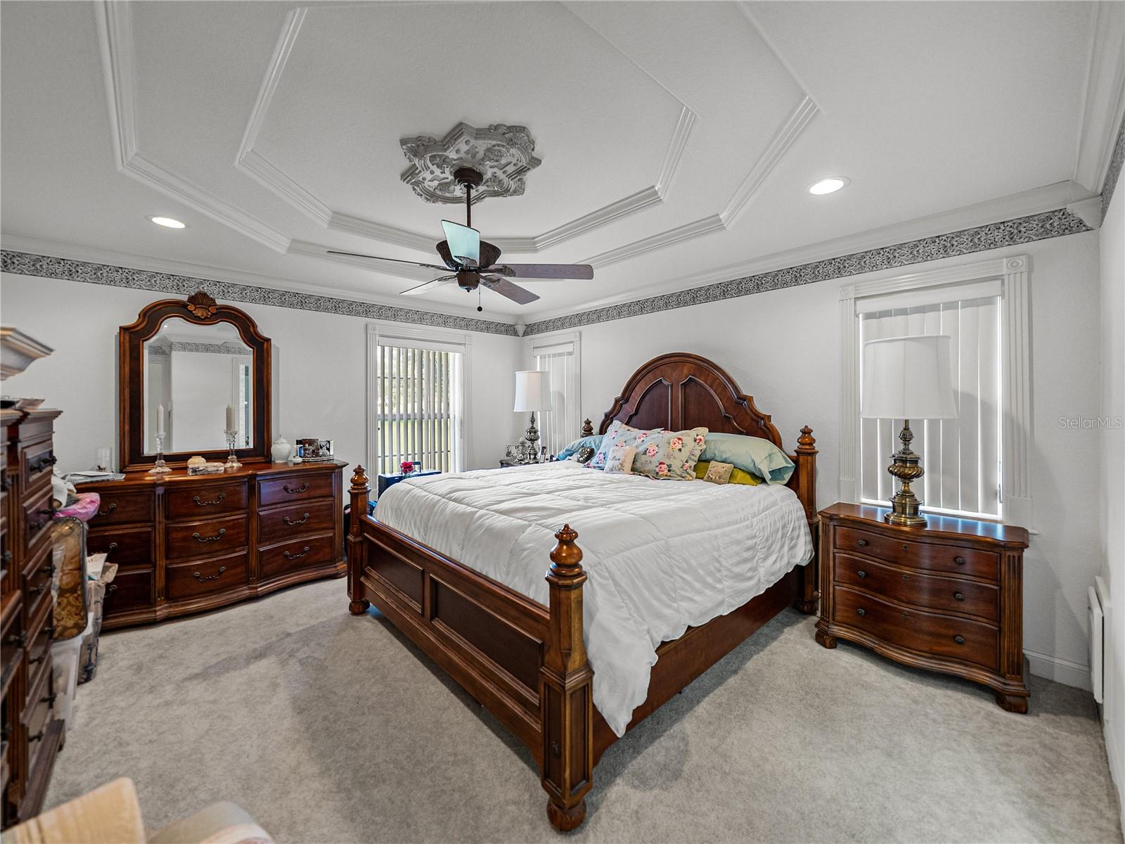 Image 22 of 51 For 221 Golf Aire Boulevard