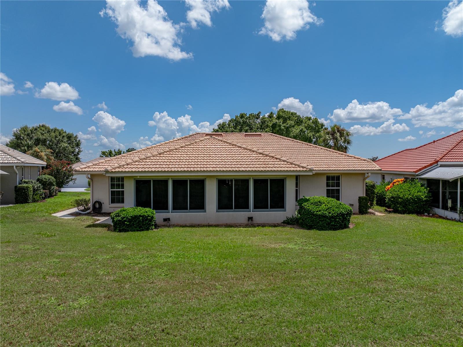 Image 32 of 51 For 221 Golf Aire Boulevard