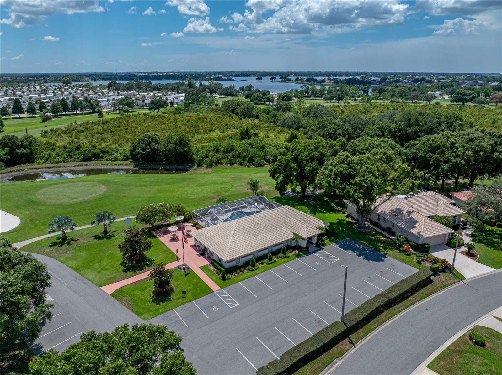 Image 38 of 51 For 221 Golf Aire Boulevard