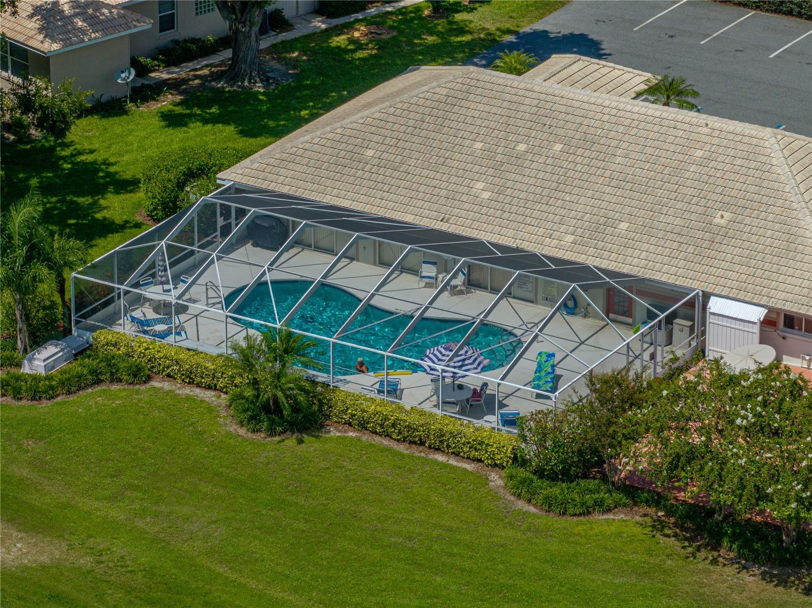 Image 42 of 51 For 221 Golf Aire Boulevard