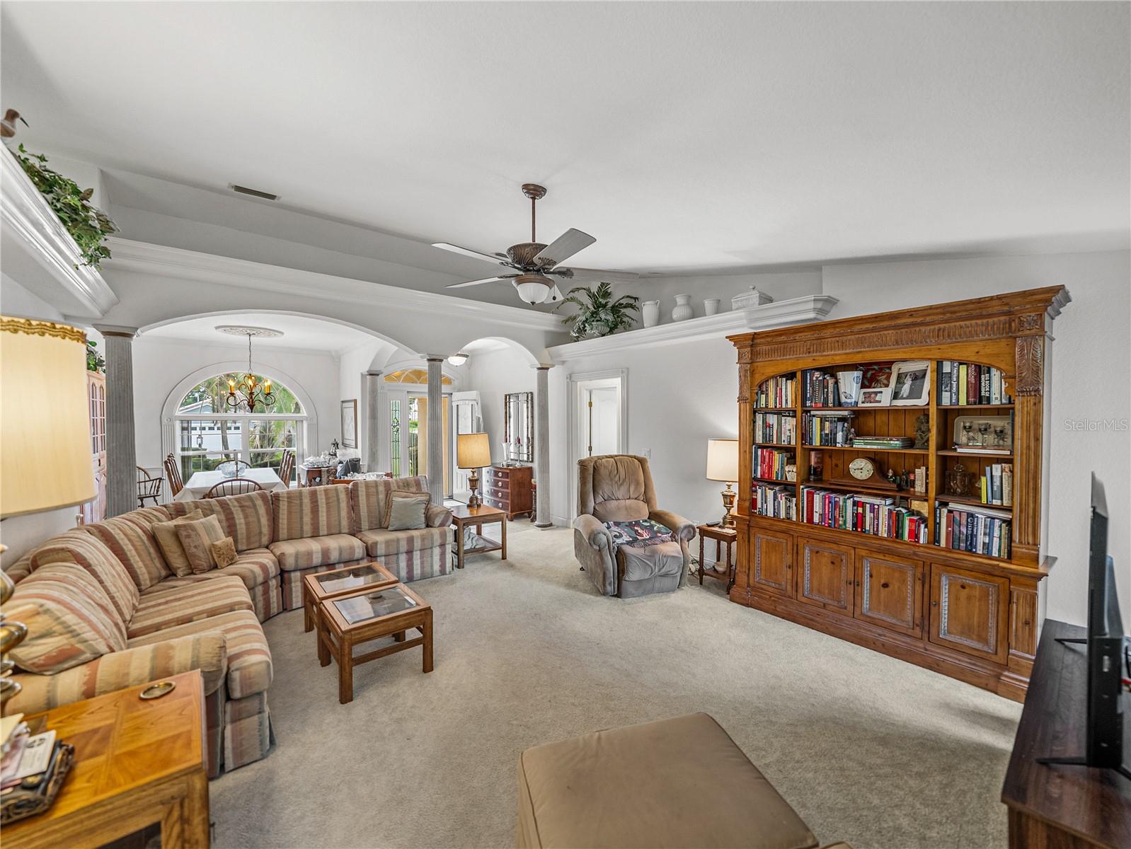 Image 6 of 51 For 221 Golf Aire Boulevard
