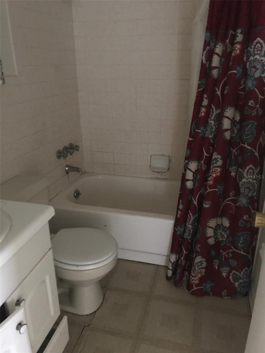 Image 7 of 9 For 2954 Warfield Drive