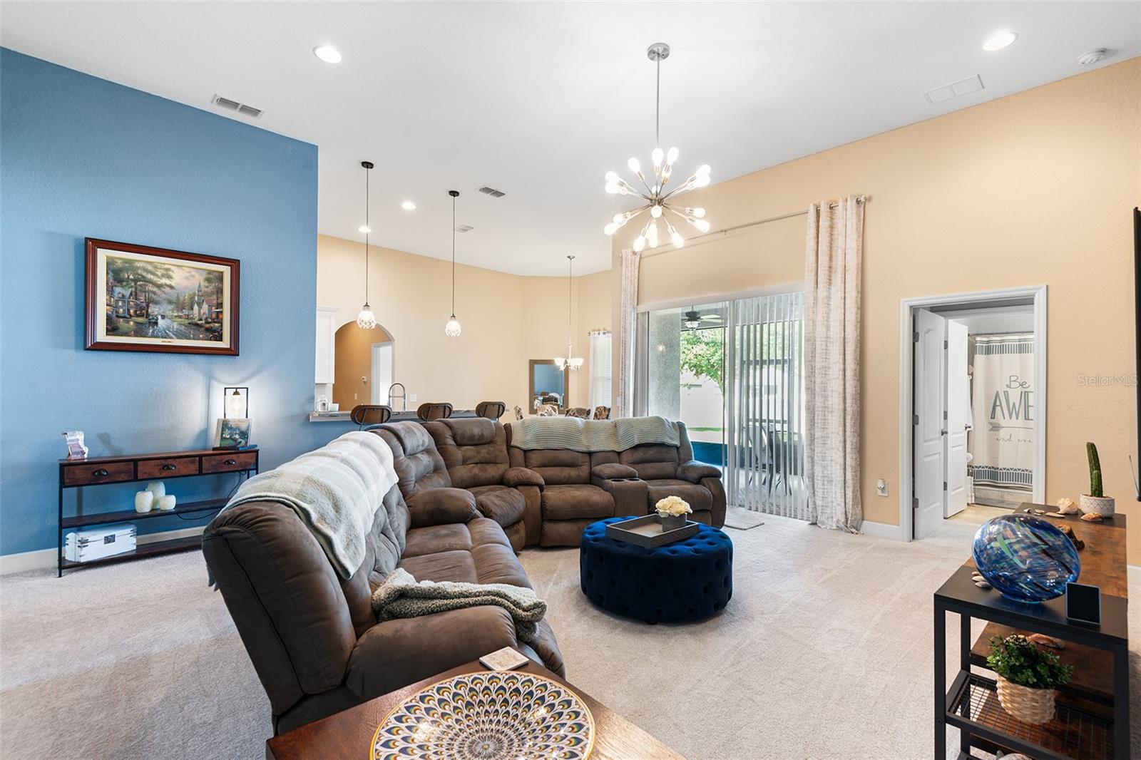 Image 12 of 40 For 332 Lake Mariana Way