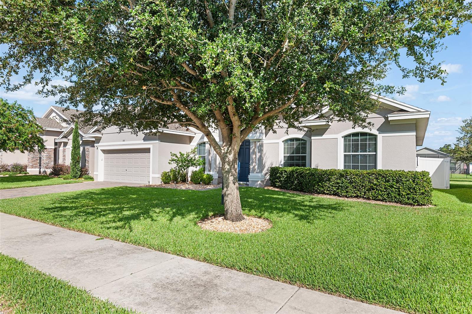Image 3 of 40 For 332 Lake Mariana Way