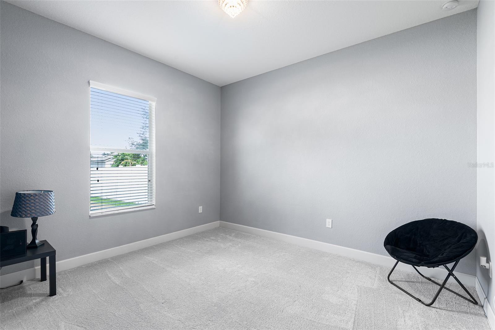 Image 35 of 40 For 332 Lake Mariana Way