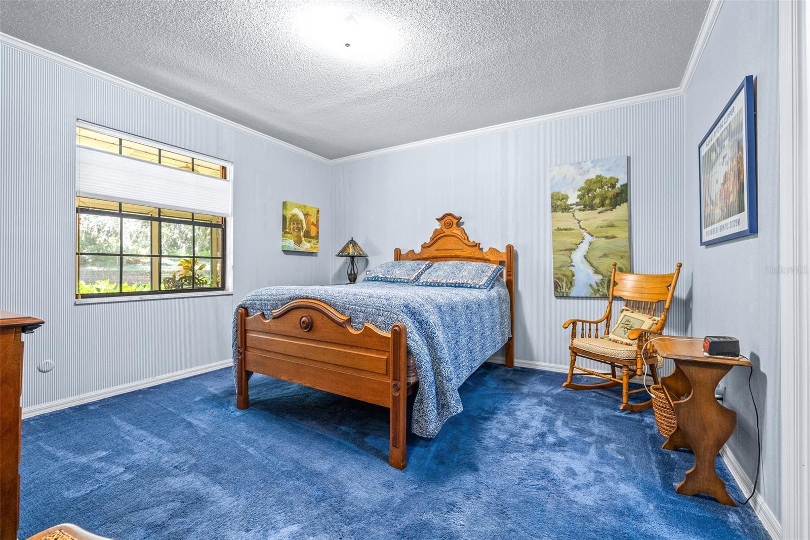 Image 41 of 96 For 954 Campbell Avenue