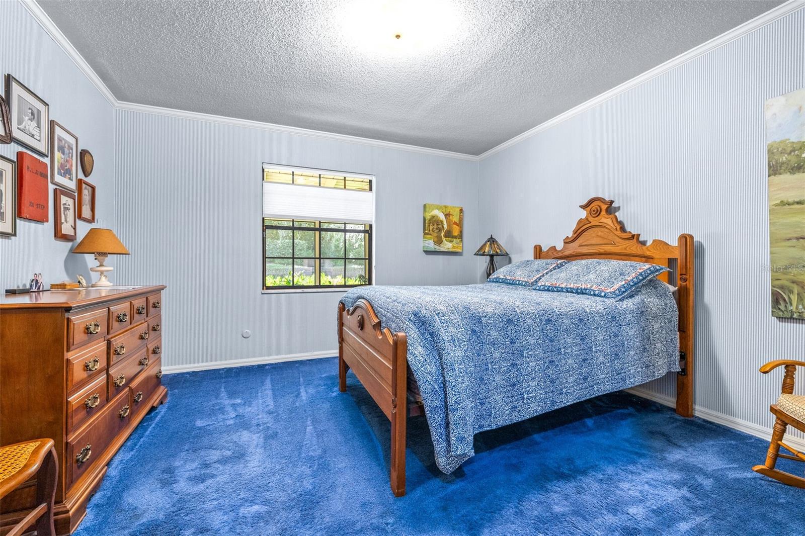 Image 42 of 96 For 954 Campbell Avenue